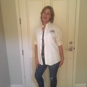 2001 Vintage Disney Cast Member Exclusive Shirt